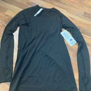 NWT - Lululemon long sleeve black shirt